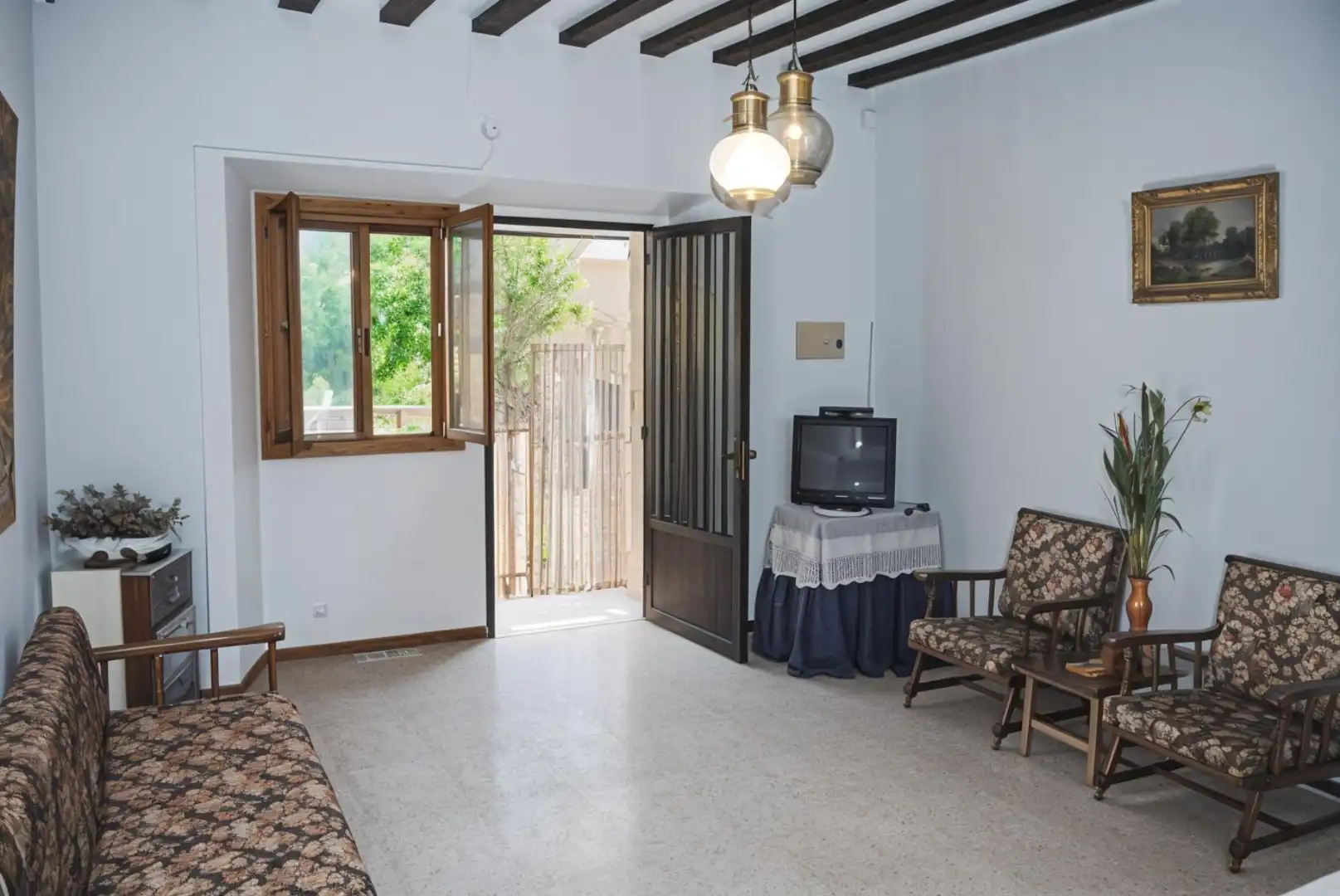 Country homes for sale in Quintanavides  with Private garden