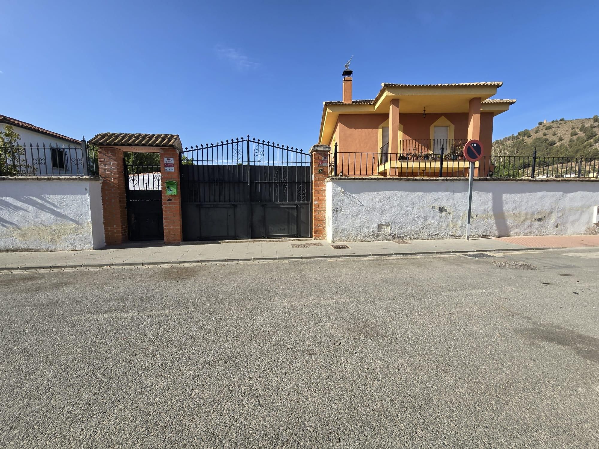 Exterior view of Houses for sale in Albolote