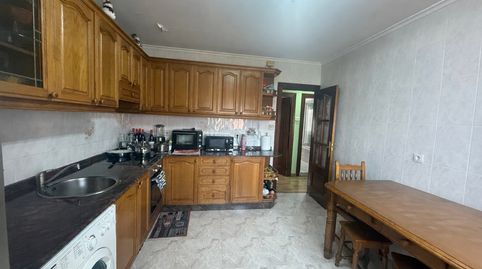 Foto 4 de Piso en venta en Avilés - Calle del Carmen, Villalegre - La Luz, Avilés