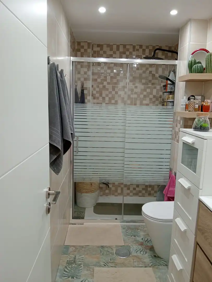 Badezimmer von Wohnungen zum Verkauf in Antigua mit Möbliert und Gemeinschaftspool