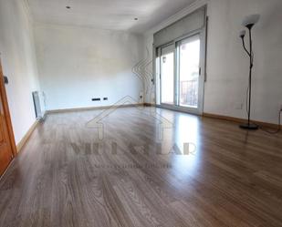 Living room of Flat for sale in Mataró  with Heating, Terrace and Balcony