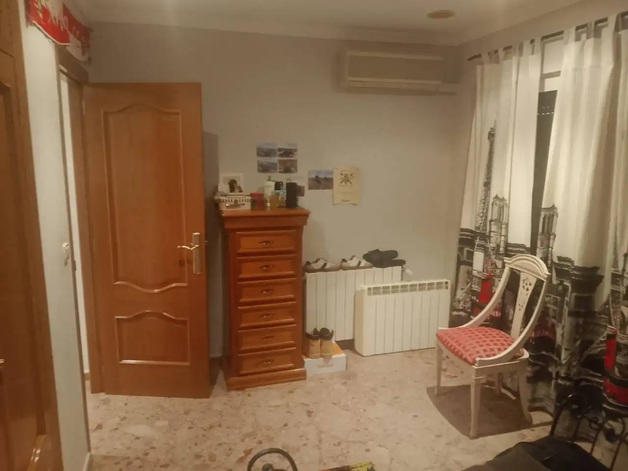 Dormitori de Casa adosada en venda en Oliva amb Aire condicionat, Calefacció i Jardí privat