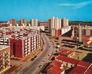 Vista exterior de Apartament en venda en  Sevilla Capital