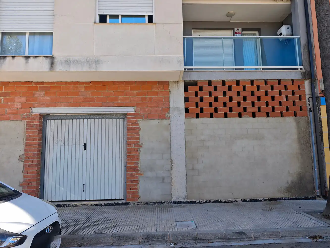 Vista exterior de Local en venta en Miramar