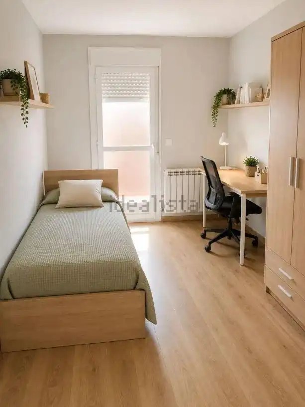 Habitación de Piso en venta en Cáceres con Calefacción y Terraza