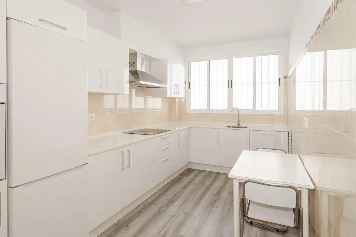 Kitchen of Flat for rent in Sevilla  with Air Conditioner, Heating and Terrace