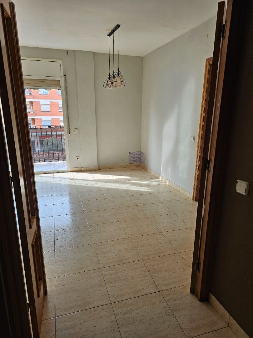 Piso en venta en Carrer Germanes Torrell, 4