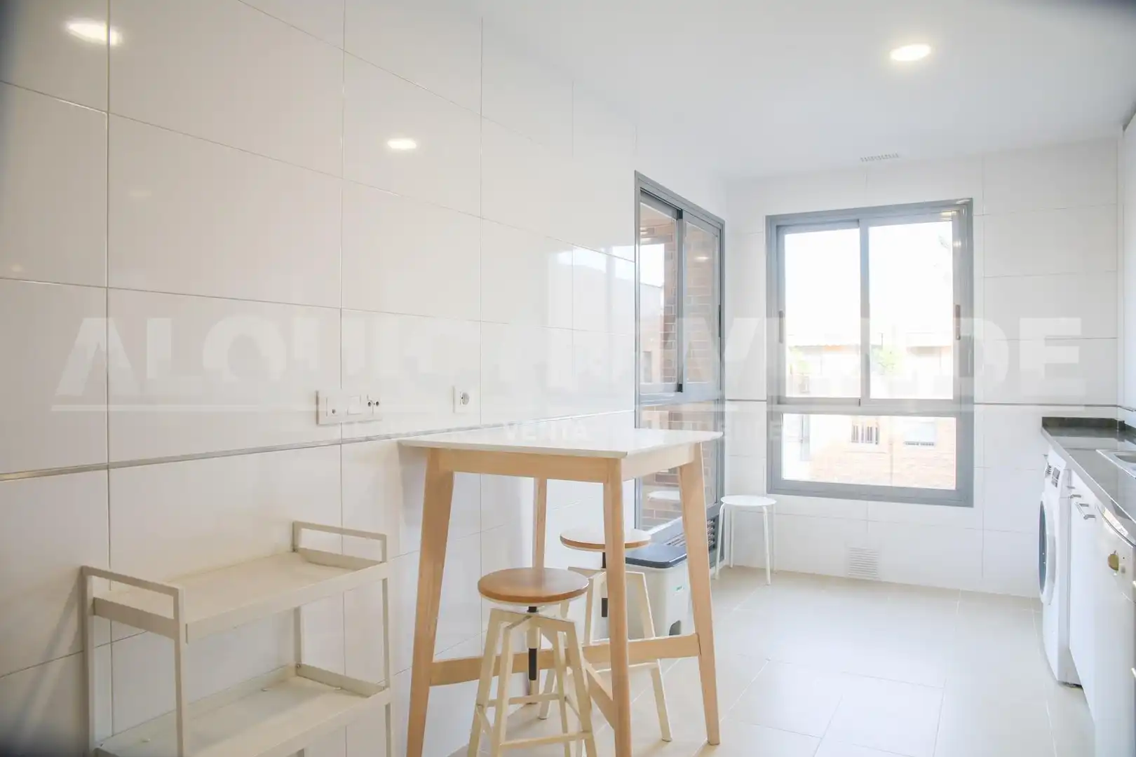 Flat with pool to rent in Bellavista - La Palmera, imagen 18