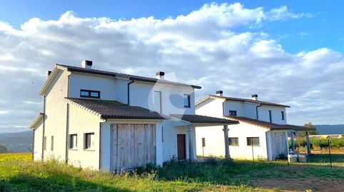 Se vende vivienda unifamiliar independiente en Lugar Piñeiro, Carballo, una oportunidad ideal para quienes buscan un entorno tranq