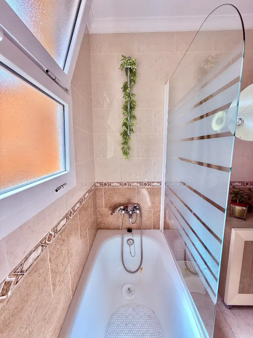 Bathroom of Flat for sale in Telde  with Terrace and Storage room