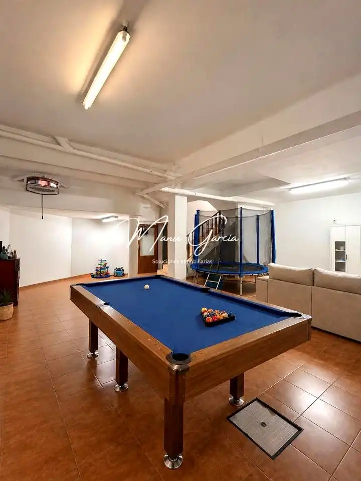 Detached homes for sale in Jardin Lucena