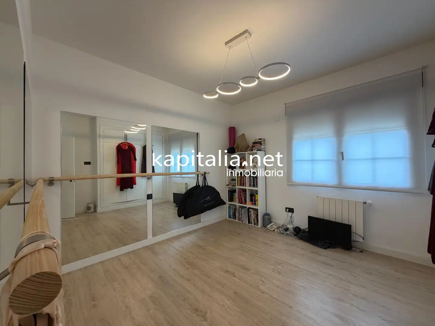 Dormitori de Casa o xalet en venda en Ontinyent amb Aire condicionat, Calefacció i Jardí privat