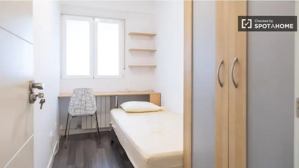 Room in Madrid, Madrid