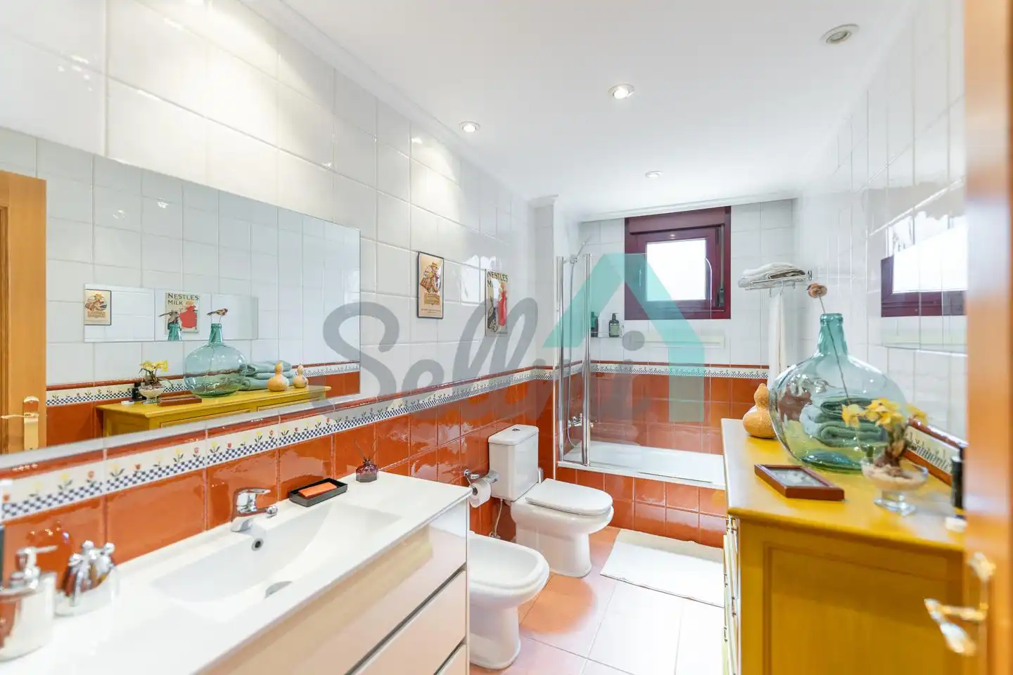 Baño de Piso en venta en Oviedo  con Calefacción, Parquet y Trastero