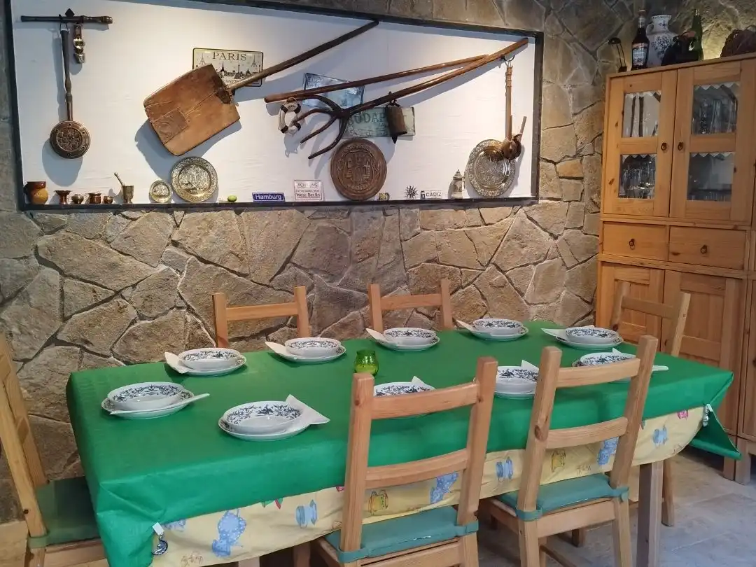Casa aparellada amb jardí en venda a Pierineus 24, imagen 46
