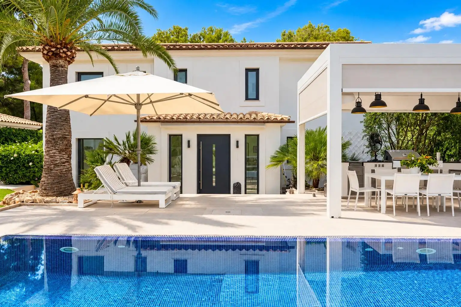 Villa con balcone in vendita a Costa de la Calma, imagen 2