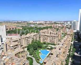 Exterior view of Flat to rent in  Valencia Capital  with Air Conditioner and Furnished