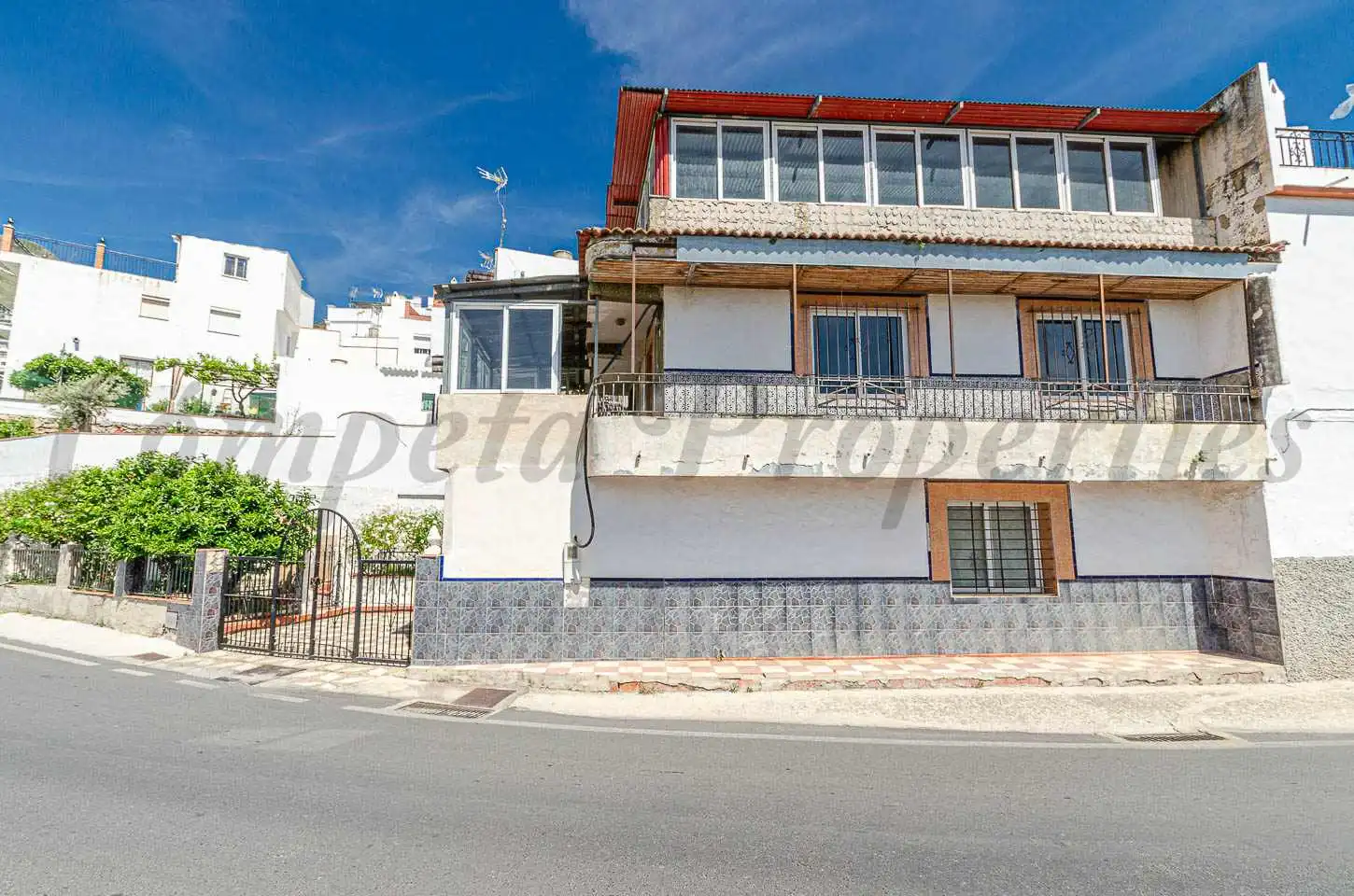 Terraced house with terrace for sale in Cómpeta