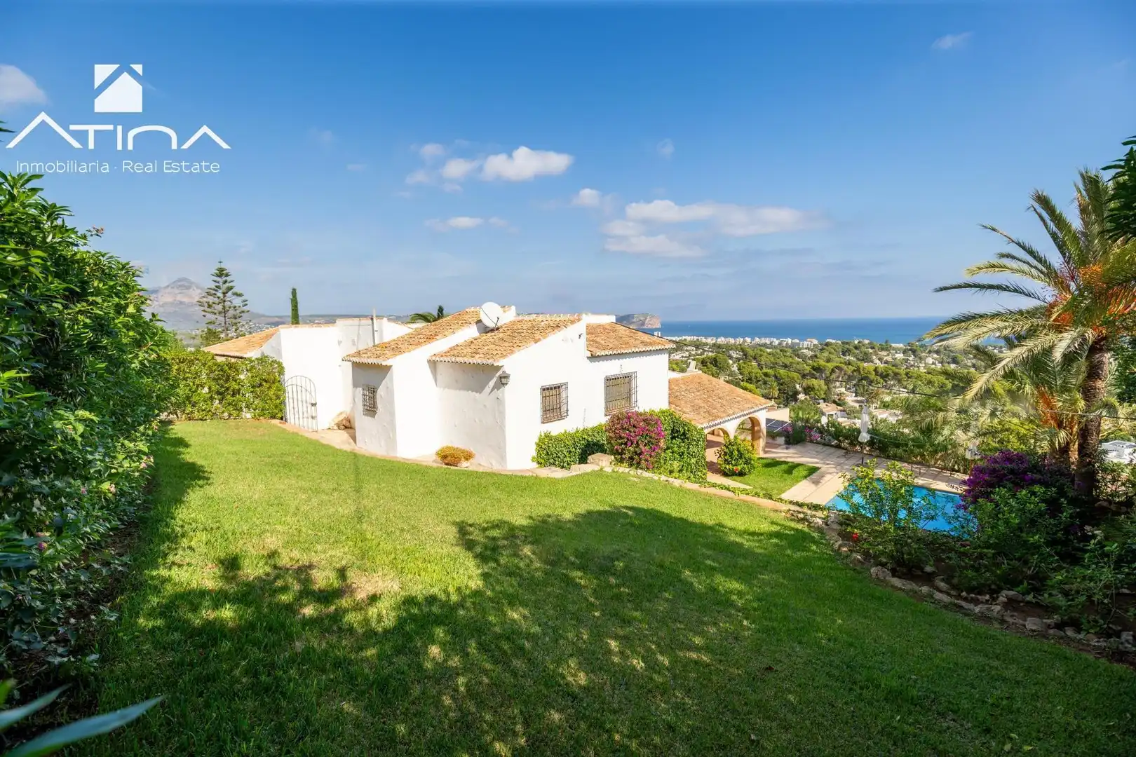 Exterior view of Houses for sale in Jávea / Xàbia  with Heating, Private garden and Terrace