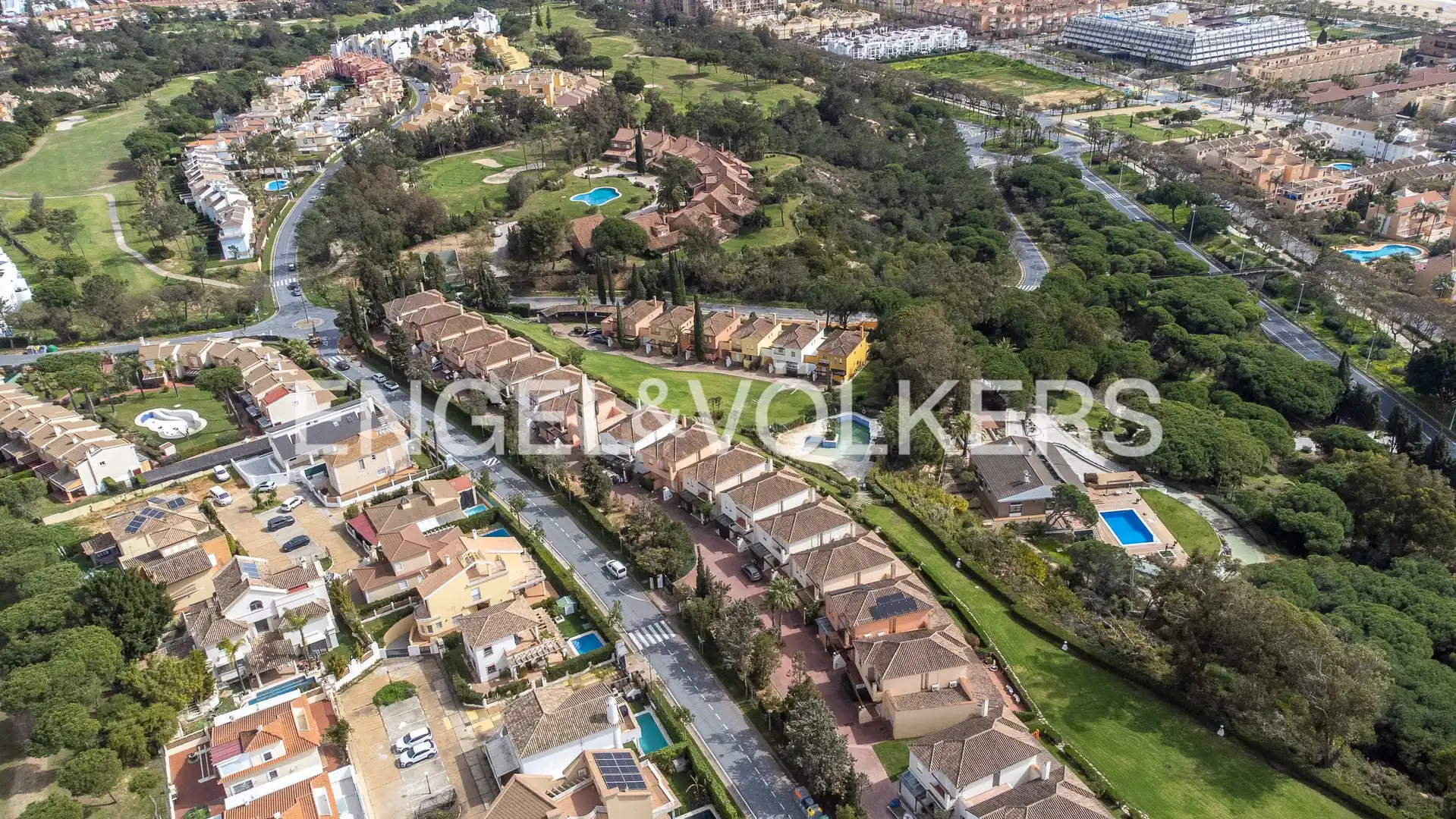 Vista exterior de Casa o chalet en venta en Islantilla con Calefacción, Jardín privado y Terraza