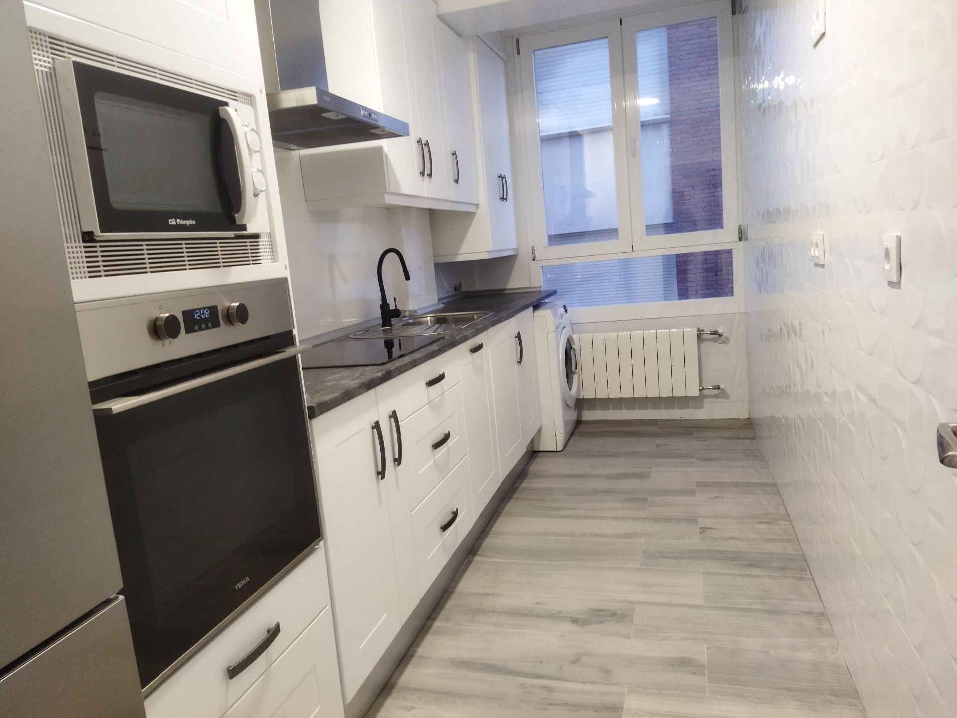 Cocina de Piso en venta en Talavera de la Reina con Calefacción, Terraza y Amueblado