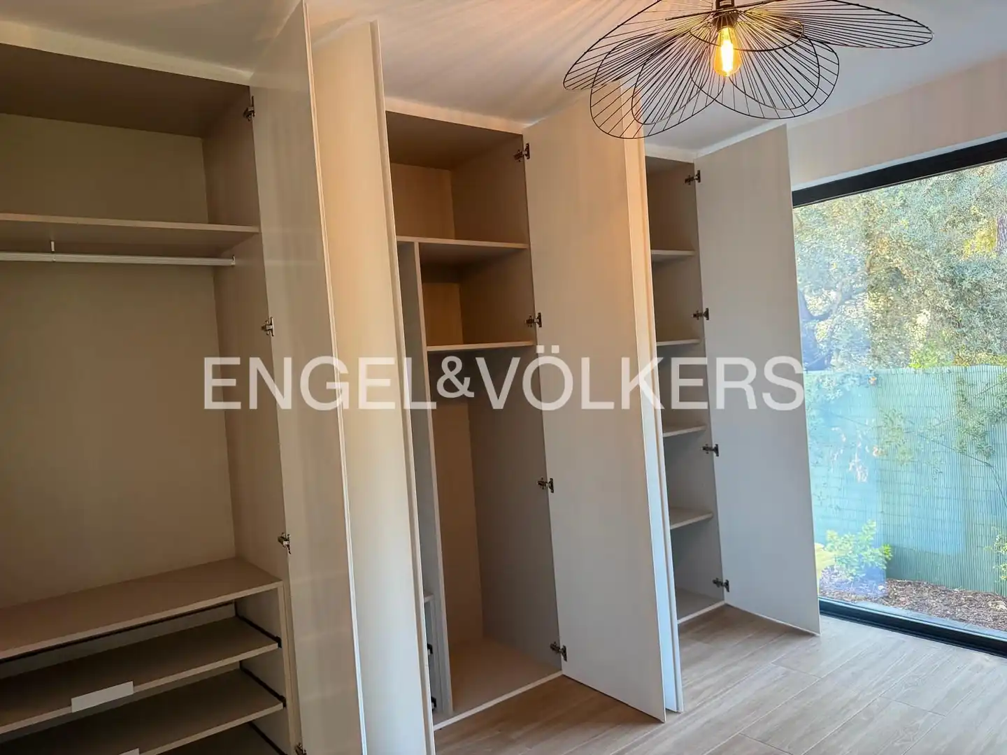 Bedroom of Houses for rent in Pozuelo de Alarcón  with Heating, Private garden and Terrace