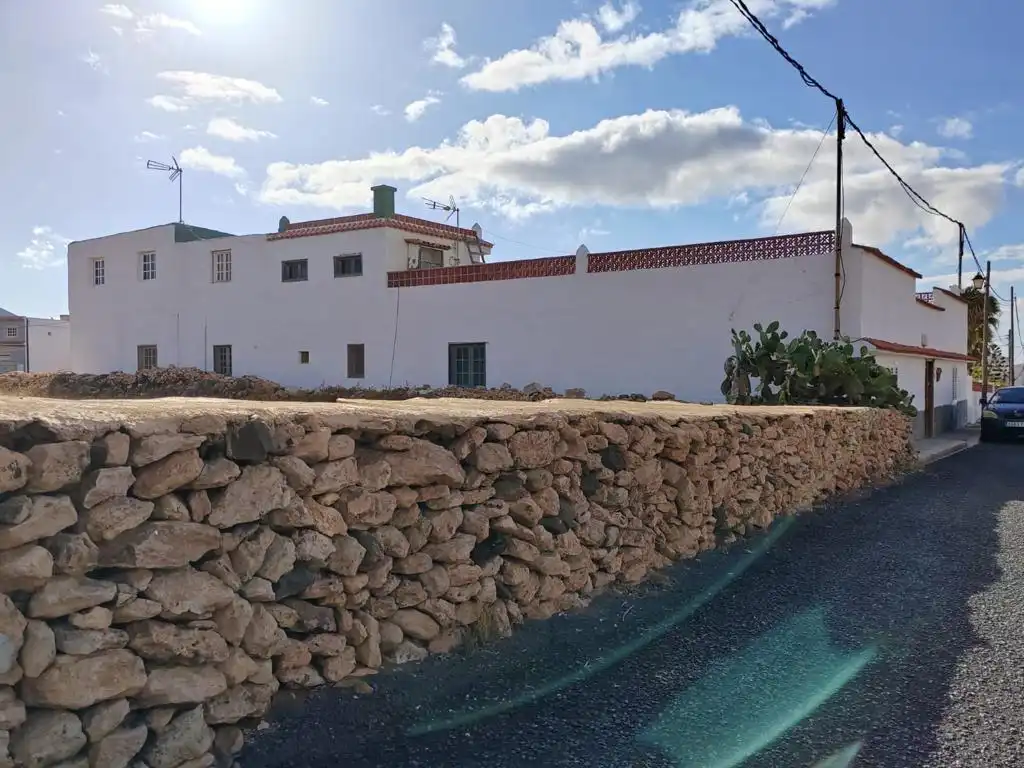 Vista exterior de Casa o xalet en venda en Tuineje amb Jardí privat i Terrassa