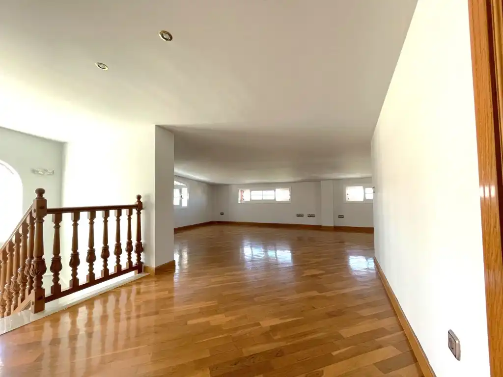 Haus oder Chalet zur Miete in Carrer Vicent Fuentes, Heliópolis
