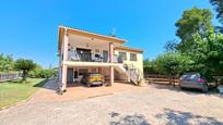 Vista exterior de Casa o xalet en venda en Alzira amb Aire condicionat, Calefacció i Jardí privat