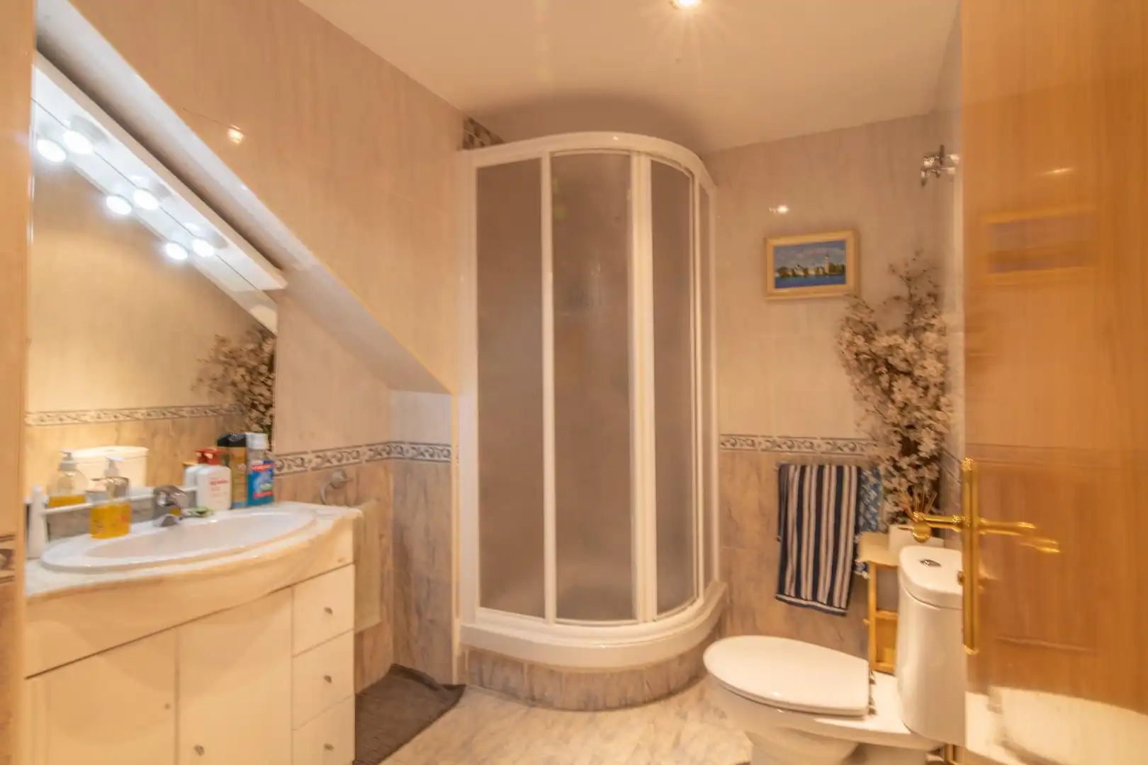 Badezimmer von Dachboden zum Verkauf in Terrassa mit Terrasse und Balkon