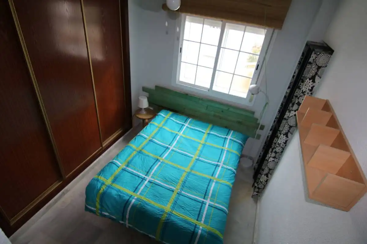 Habitación de Apartamento de alquiler en Torremolinos con Aire acondicionado, Terraza y Amueblado