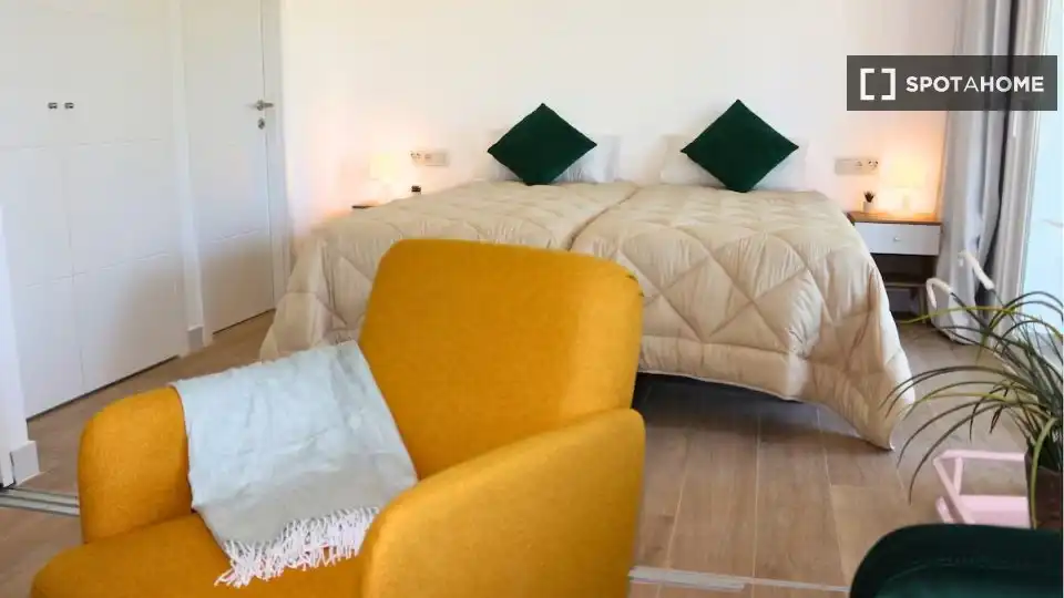 Room in Casares pueblo