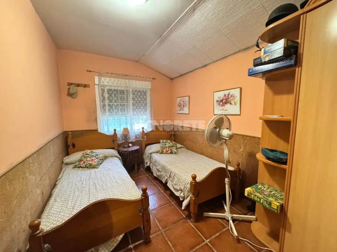 Dormitori de Casa o xalet en venda en San Román de los Montes