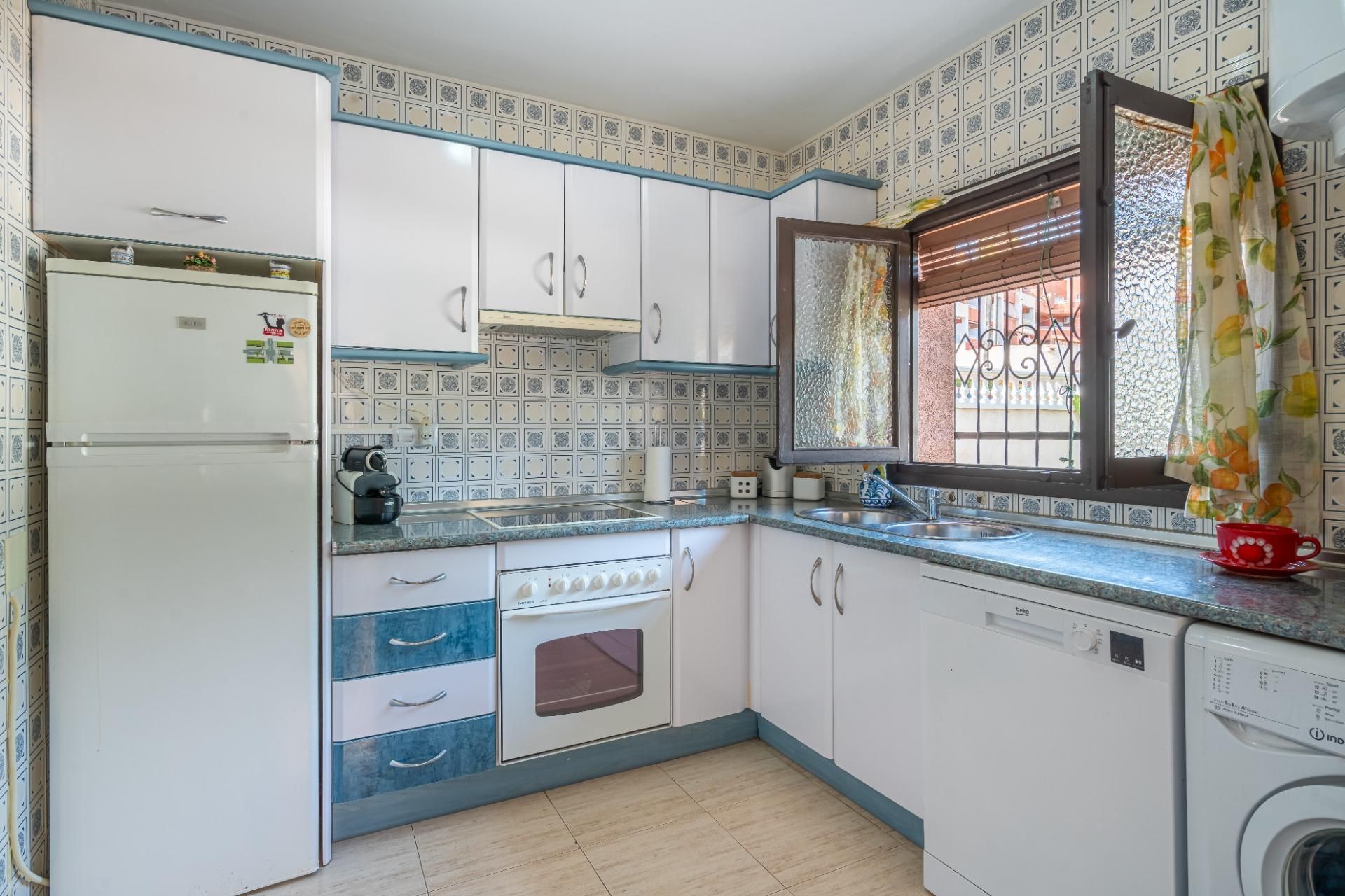 Kitchen of House or chalet for sale in Roquetas de Mar