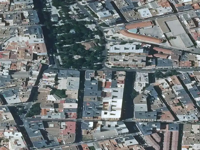 Wohnung zum Verkauf in Avenida Primero de Mayo, imagen 2