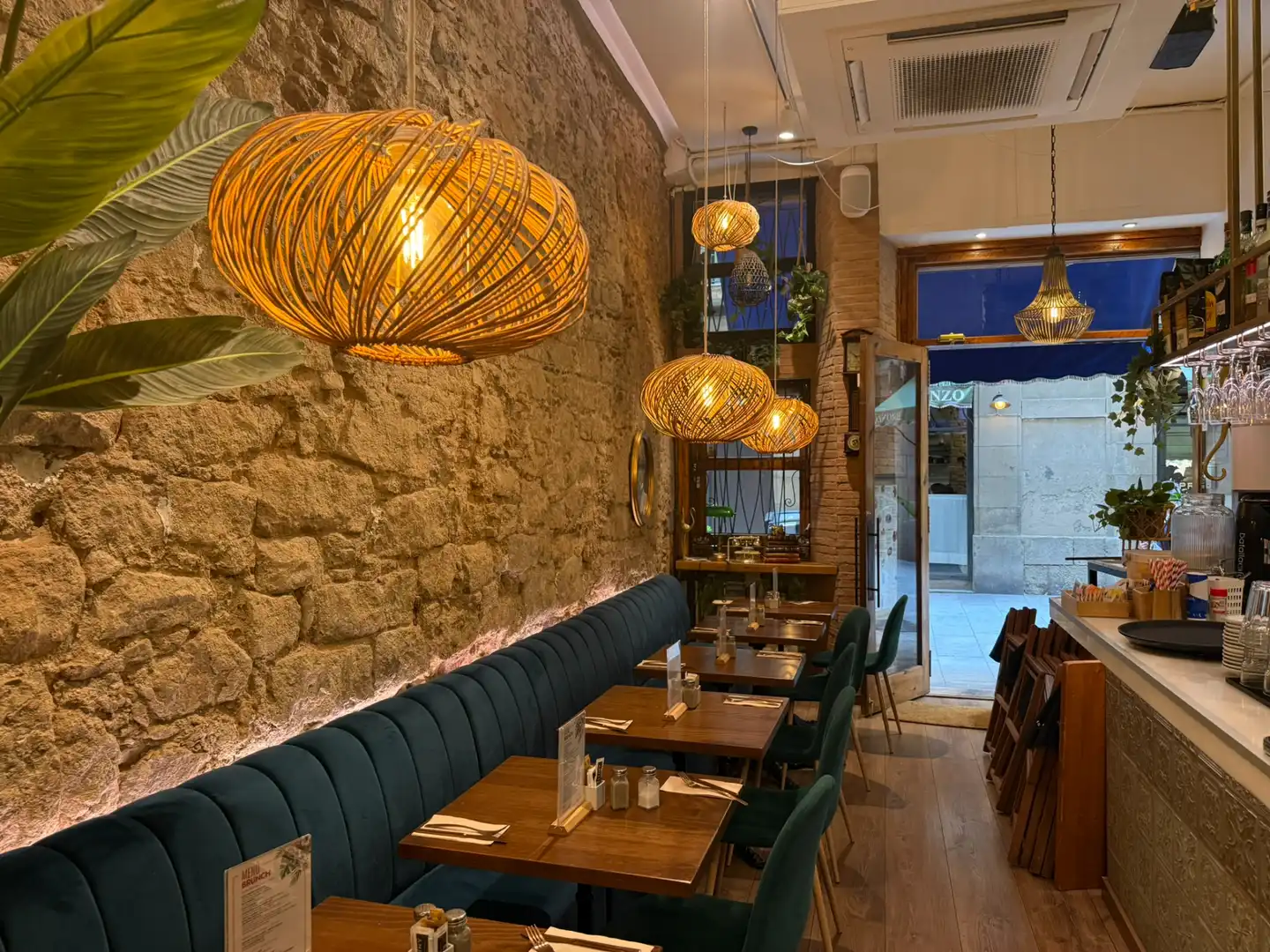 Business premises for transfer in Ciutat Vella, imagen 18
