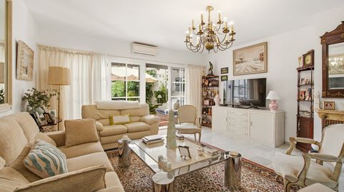 Adosado de 3 dormitorios con jardín privado y amplias terrazas en Sun Hill, Estepona Este., imatge 2