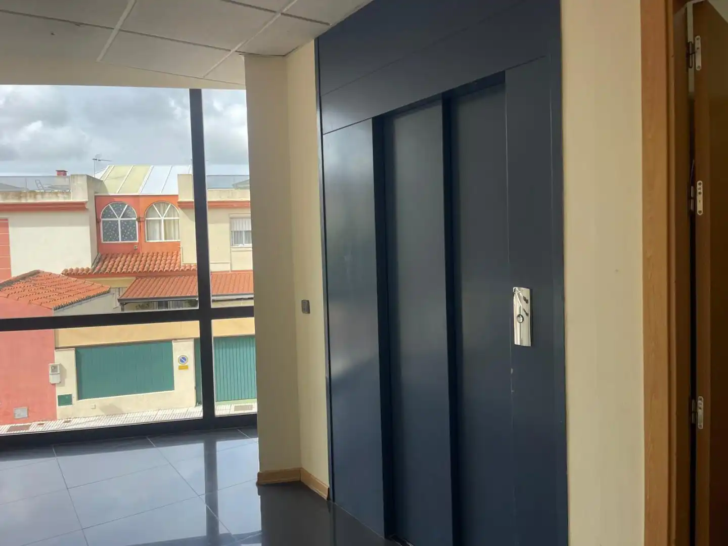 Oficina de alquiler en Castilleja de la Cuesta