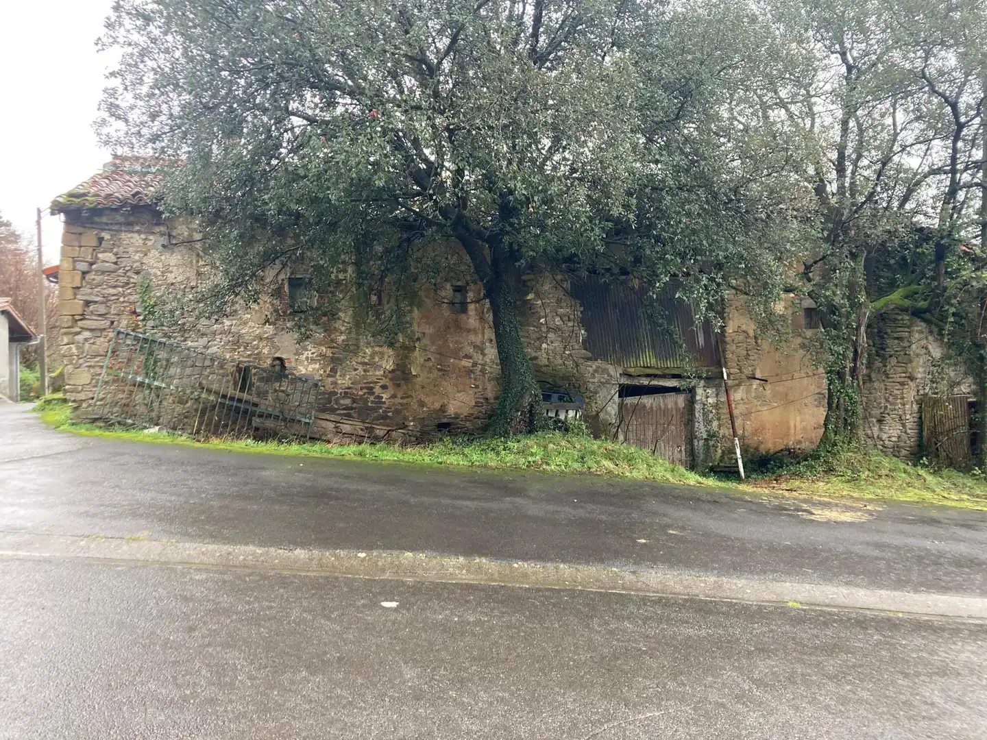 Casa adosada en venta en Galdames