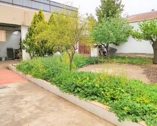 Jardí de Pis en venda en Pozuelo de Calatrava amb Calefacció
