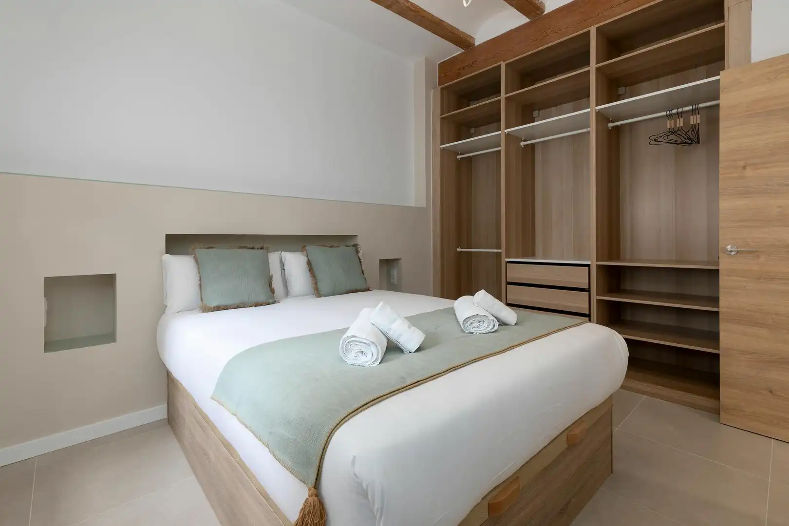 Bedroom of Flat for rent in Patraix