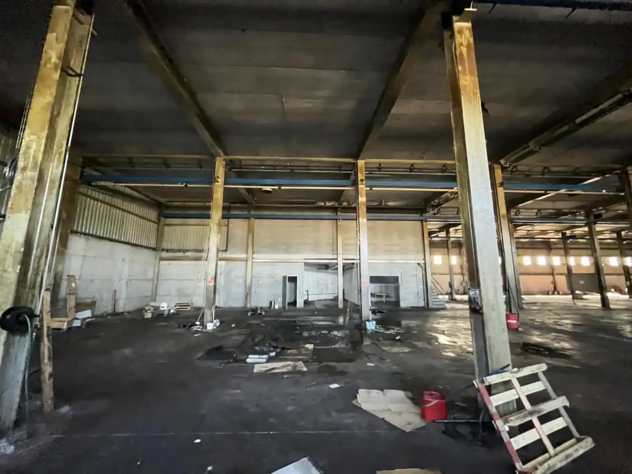 Nave industrial en venta en Manlleu con Alarma