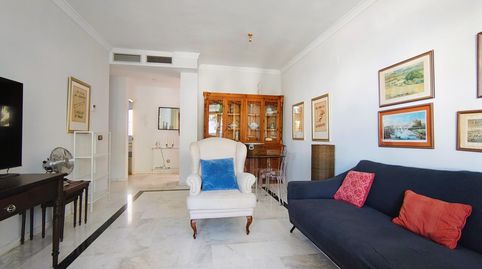 Foto 4 de Apartamento de alquiler en Principe Alfonso Hohenloh, La Carolina - Guadalpín, Marbella