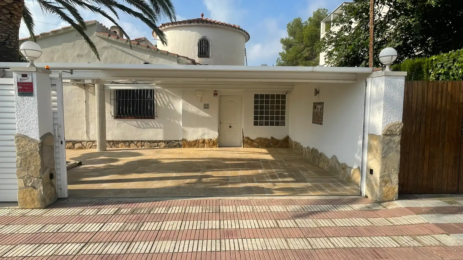 Vista exterior de Casa o chalet en venta en L'Ametlla de Mar  con Aire acondicionado, Jardín privado y Piscina