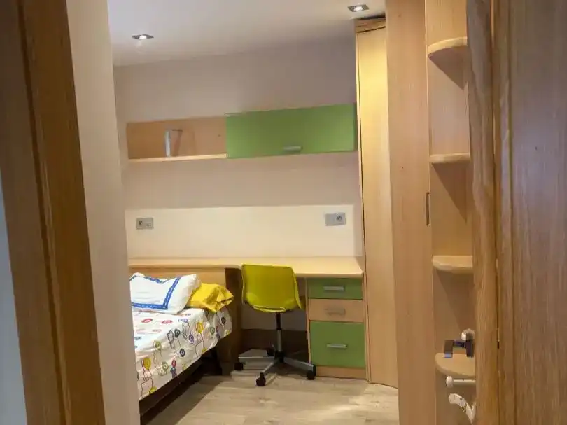 Bedroom of Flat for rent in Gijón 