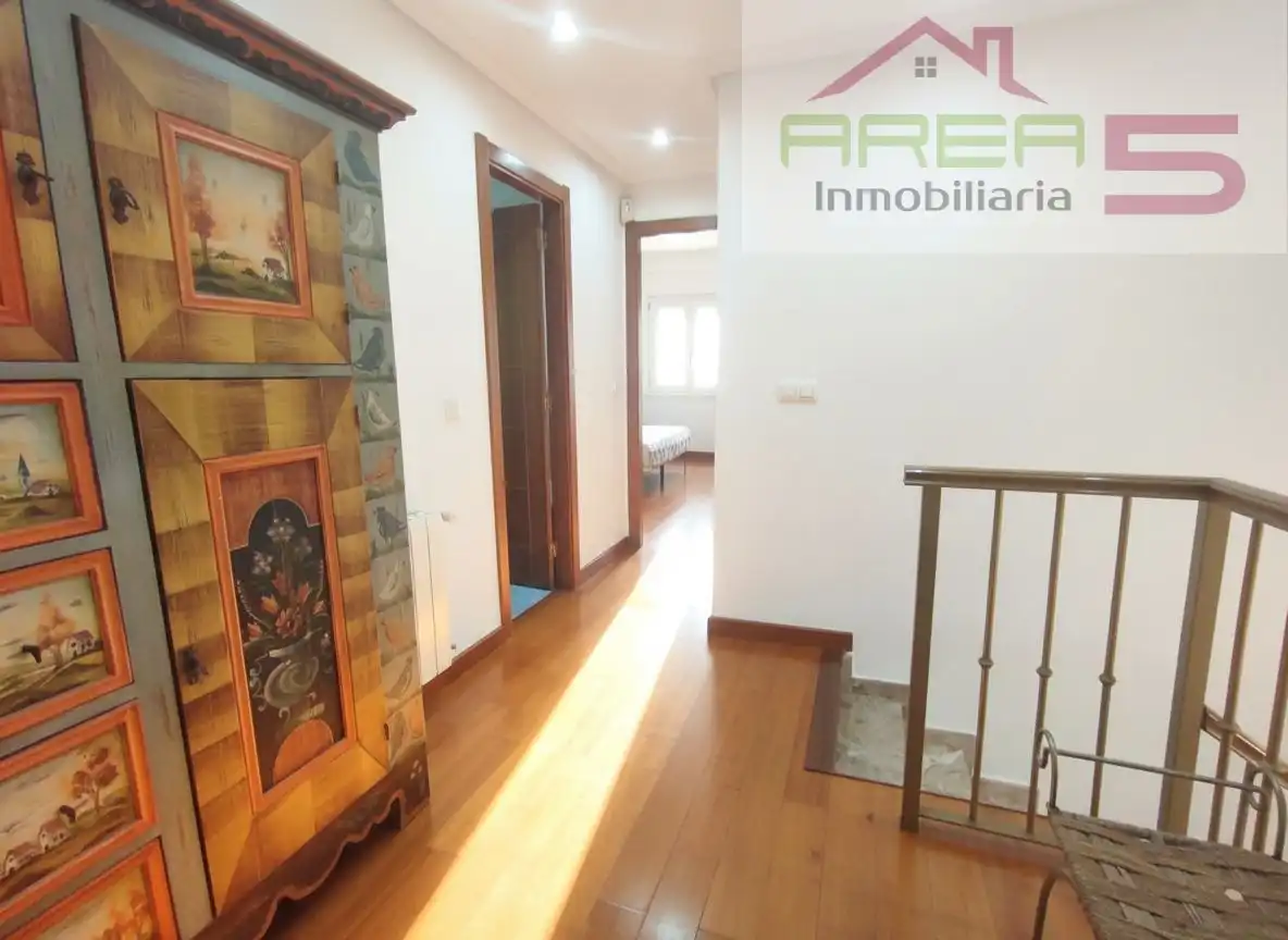 Casa adosada de lloguer en Mérida amb Aire condicionat, Calefacció i Parquet