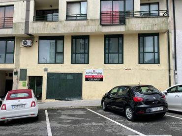 Local comercial en venta en Boiro