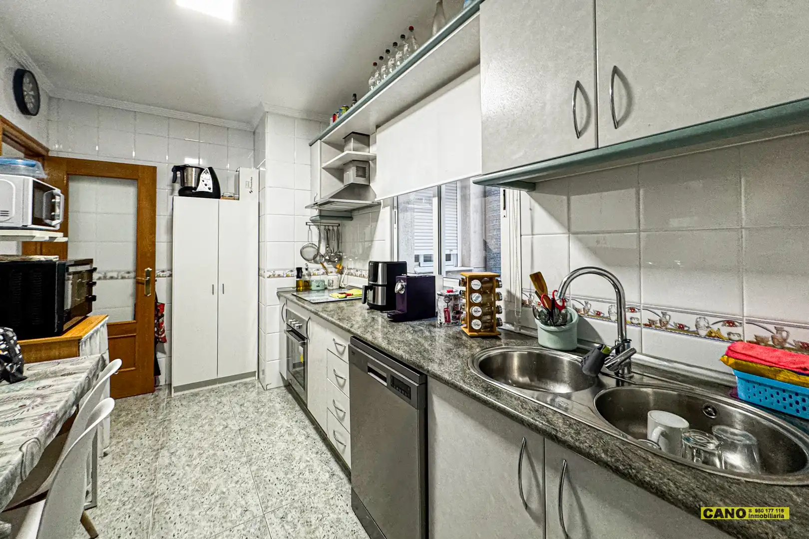 Kitchen of Flat for sale in Roquetas de Mar  with Air Conditioner, Heating and Terrace