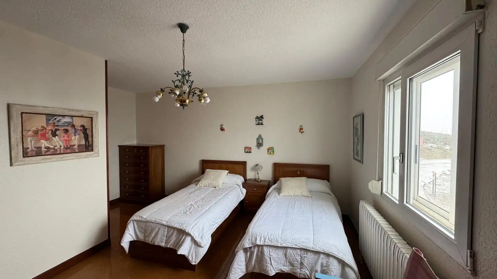 Habitación de Casa adosada en venta en Hermandad de Campoo de Suso con Calefacción, Parquet y Terraza