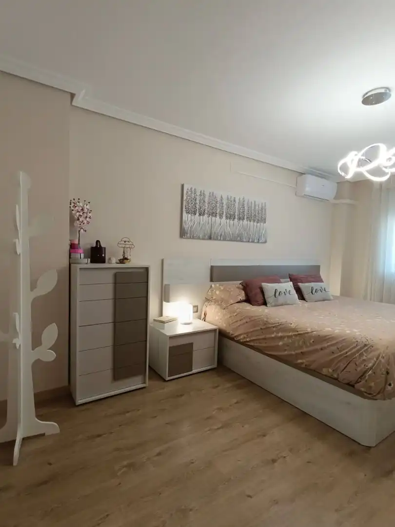Habitación de Casa o chalet en venta en Ciudad Real con Aire acondicionado, Calefacción y Parquet